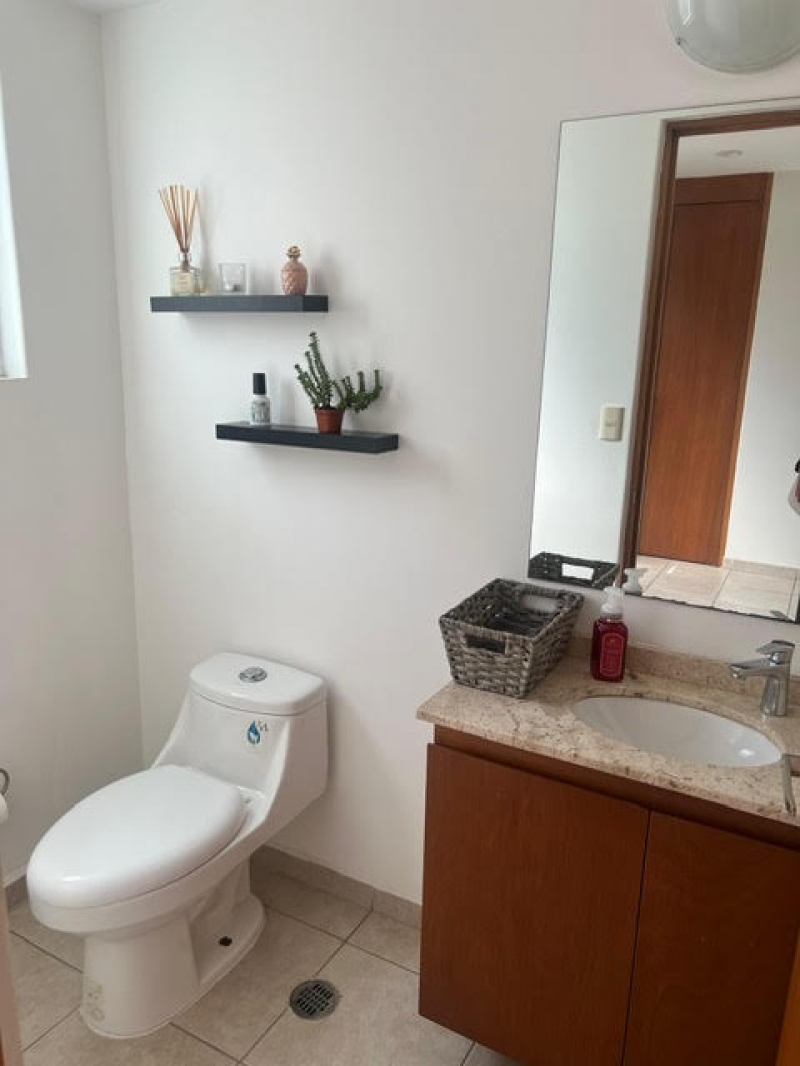 CASA EN VENTA EN PRIVADA- R�?MULO OFARRIL (ATRÁS CENTRO LIBAN�?S)-OLIVAR DE LOS PADRES 