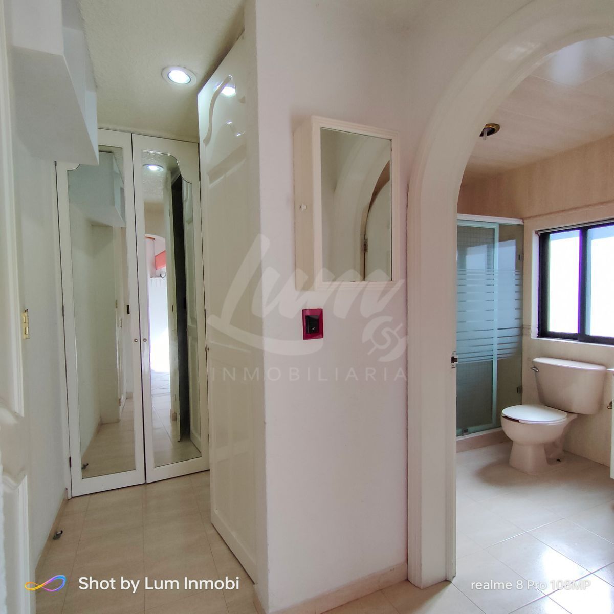 RENTA DE CASA EN BARRIO 18, 3 NIVELES
