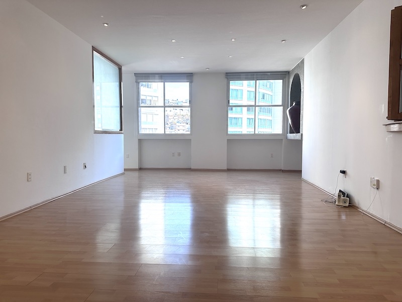 Departamento En Venta, Baja Precio, Hda. Del Ciervo 1