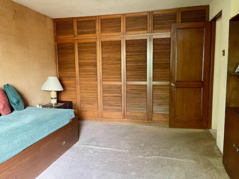 VENTA CASA PARA REMODELAR - BOSQUE DE FRESNOS - BOSQUES DE LAS LOMAS