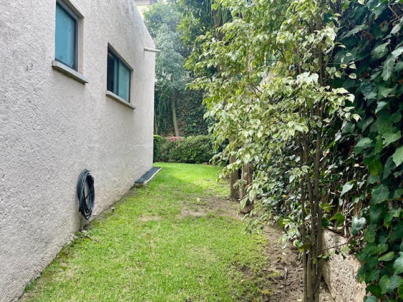 VENTA CASA PARA REMODELAR - BOSQUE DE FRESNOS - BOSQUES DE LAS LOMAS