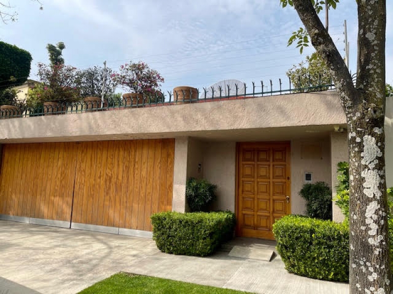 VENTA CASA PARA REMODELAR - BOSQUE DE FRESNOS - BOSQUES DE LAS LOMAS