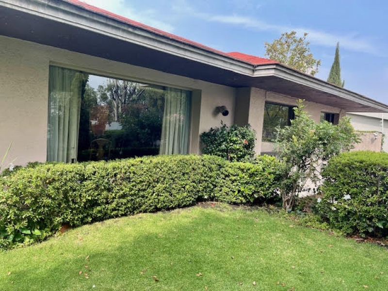VENTA CASA PARA REMODELAR - BOSQUE DE FRESNOS - BOSQUES DE LAS LOMAS