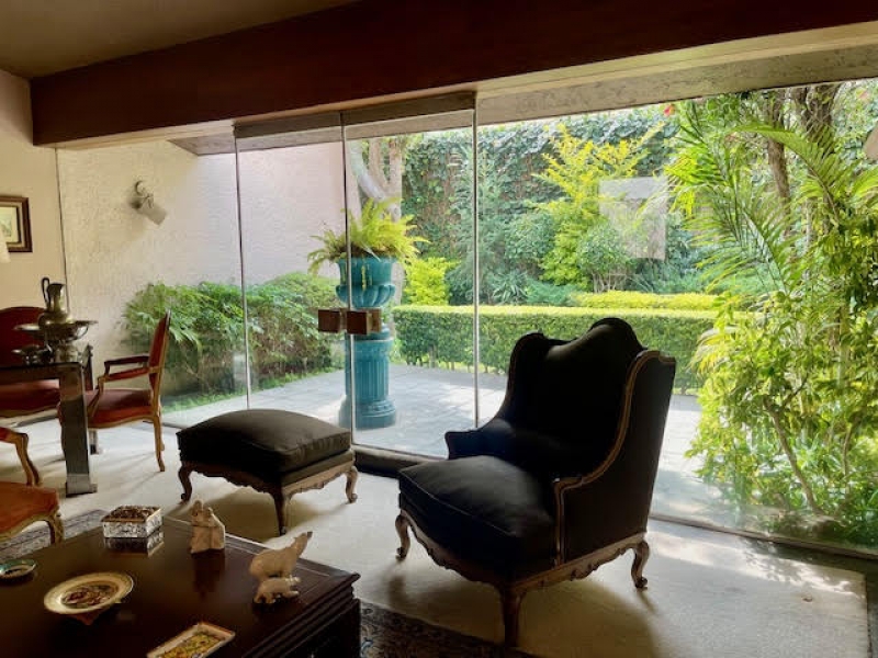 VENTA CASA PARA REMODELAR - BOSQUE DE FRESNOS - BOSQUES DE LAS LOMAS