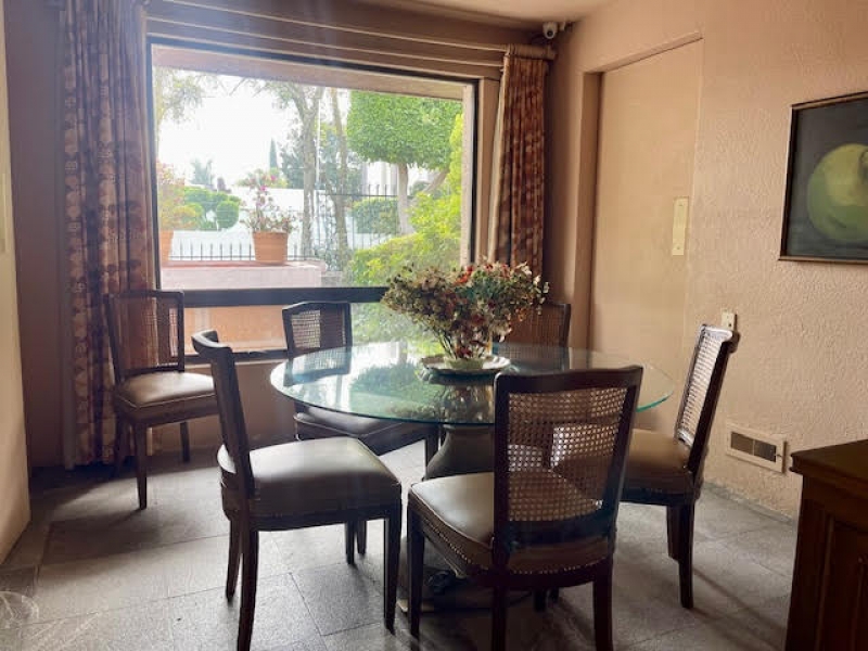 VENTA CASA PARA REMODELAR - BOSQUE DE FRESNOS - BOSQUES DE LAS LOMAS