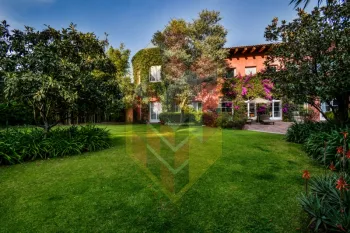 Casa En Venta O Renta En Lomas Altas