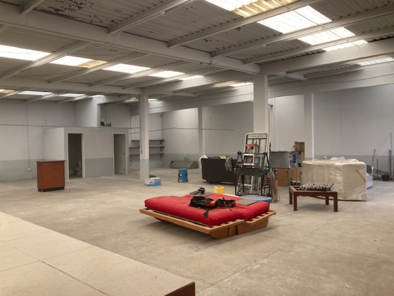 BODEGA EN VENTA En Toluca, PRECIO REBAJADO Uso De Suelo COMERCIAL Cerca Del Aeropuerto
