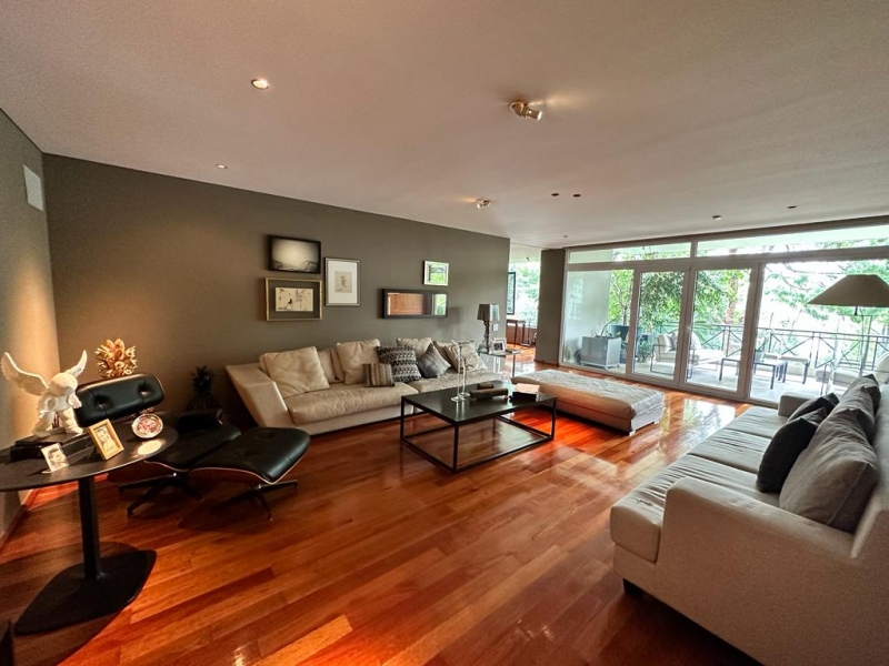 Departamento en Venta en Lomas Altas