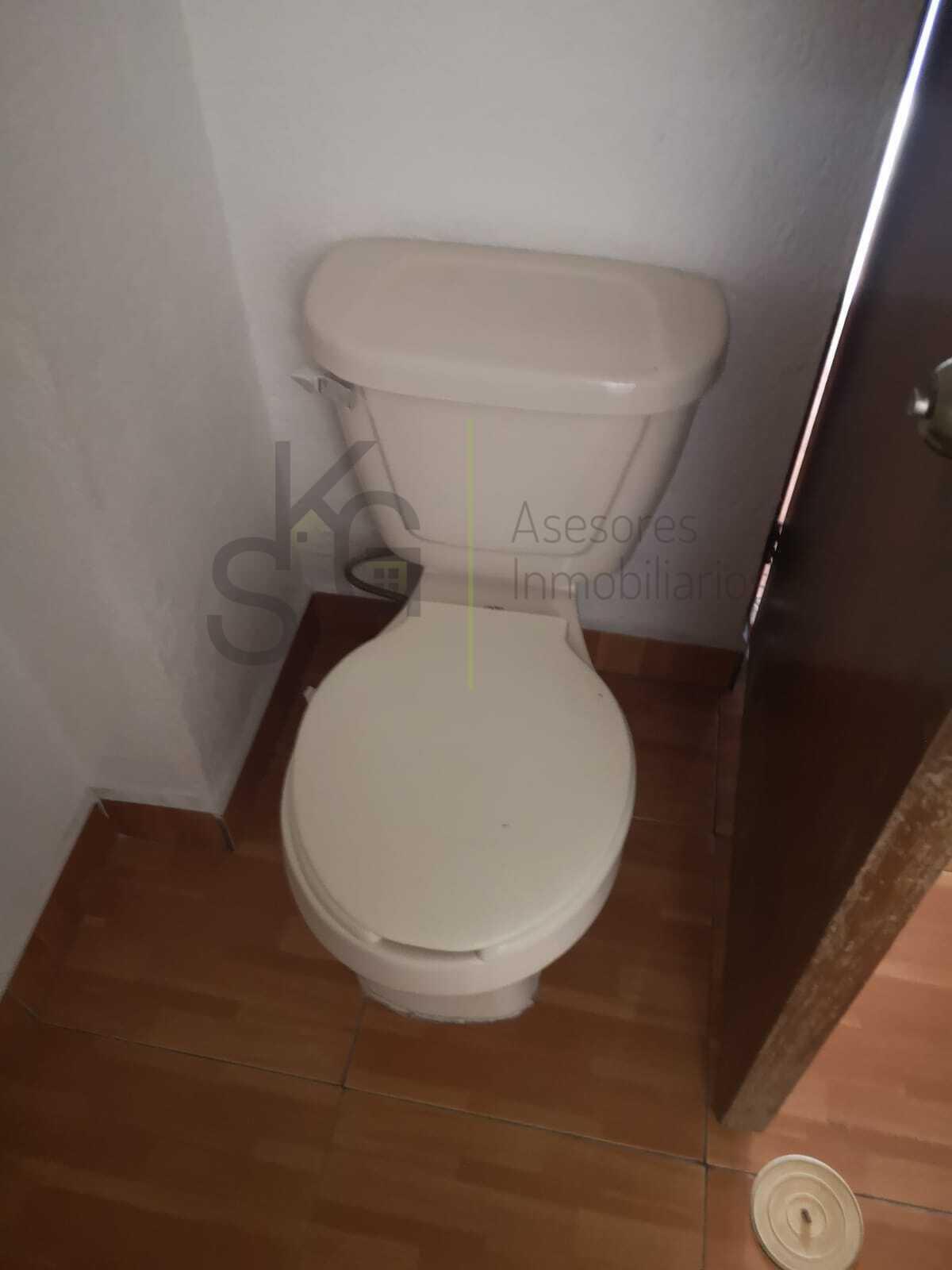 Bodega Industrial con Oficinas- Naucalpan de Juárez