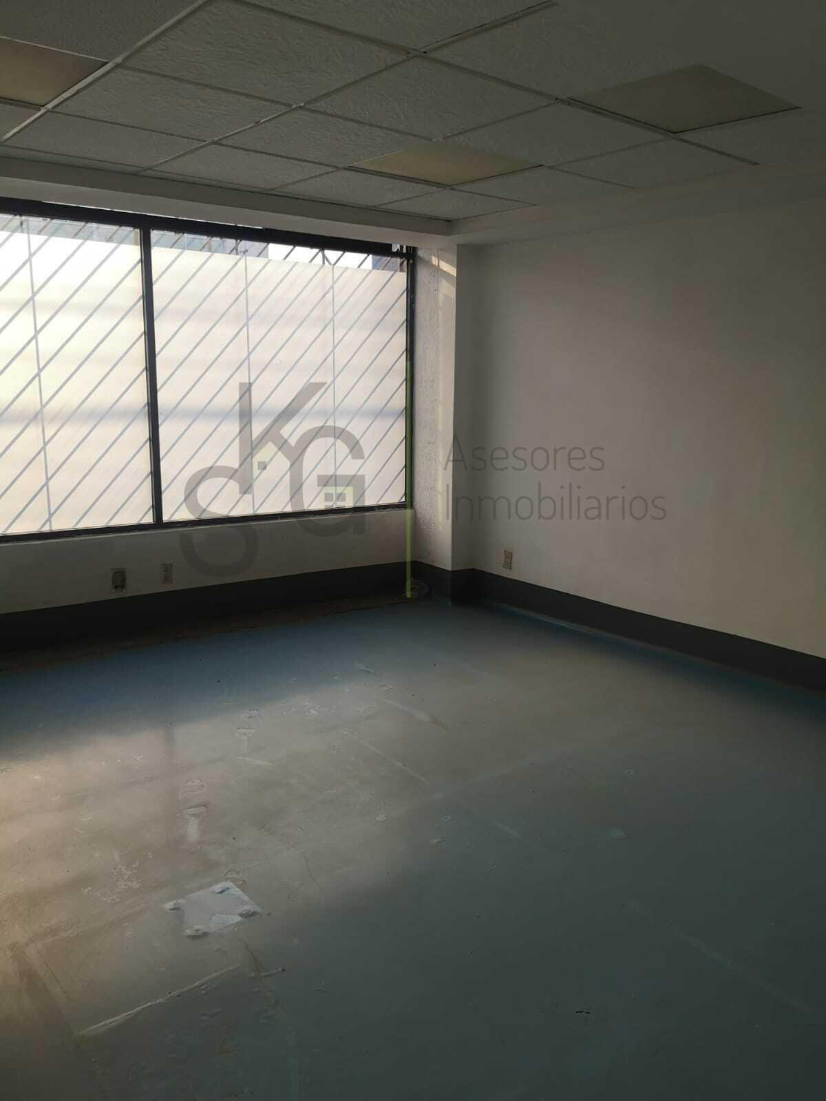 Bodega Industrial con Oficinas- Naucalpan de Juárez