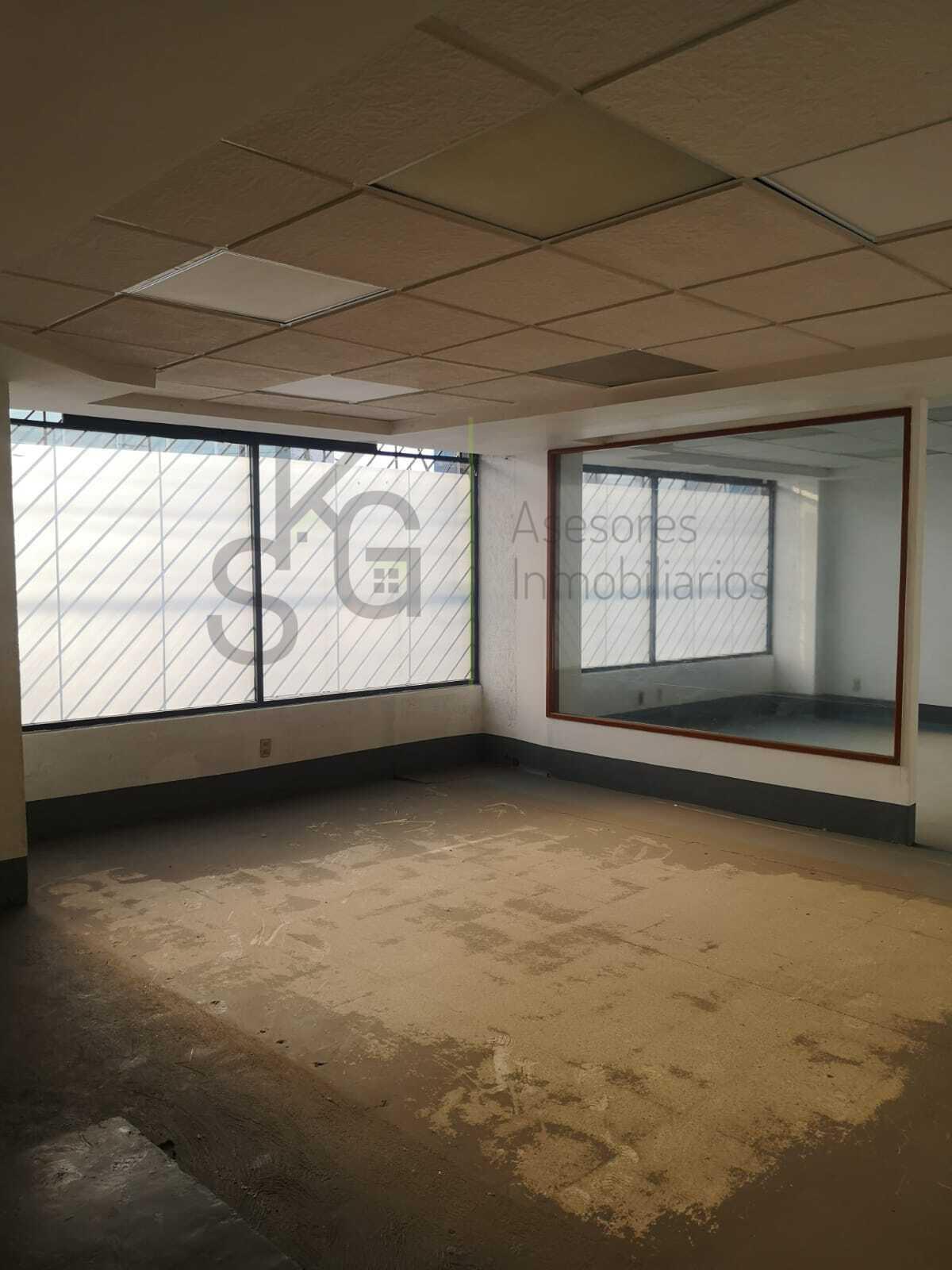 Bodega Industrial con Oficinas- Naucalpan de Juárez