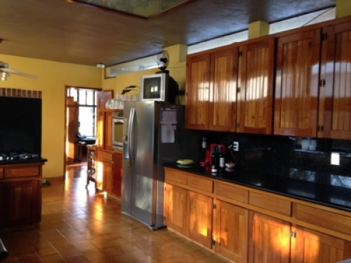 CASA EN VENTA EN BOSQUE DE LAS LOMAS