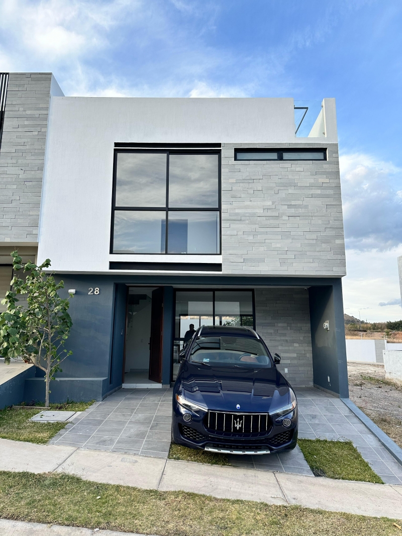 Se Venden 4 Casas Nuevas En Capital Norte 