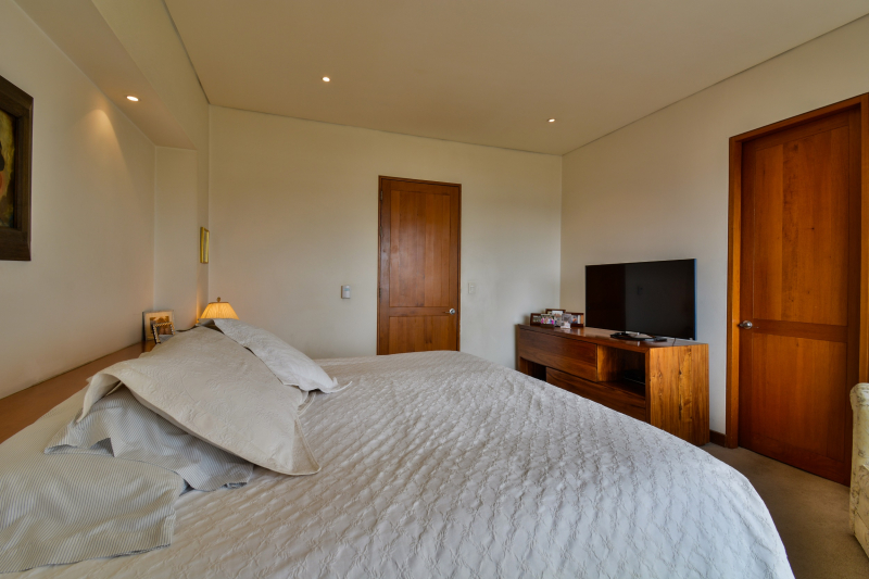  DEPARTAMENTO EN EL MIRADOR SANTA FE EN VENTA