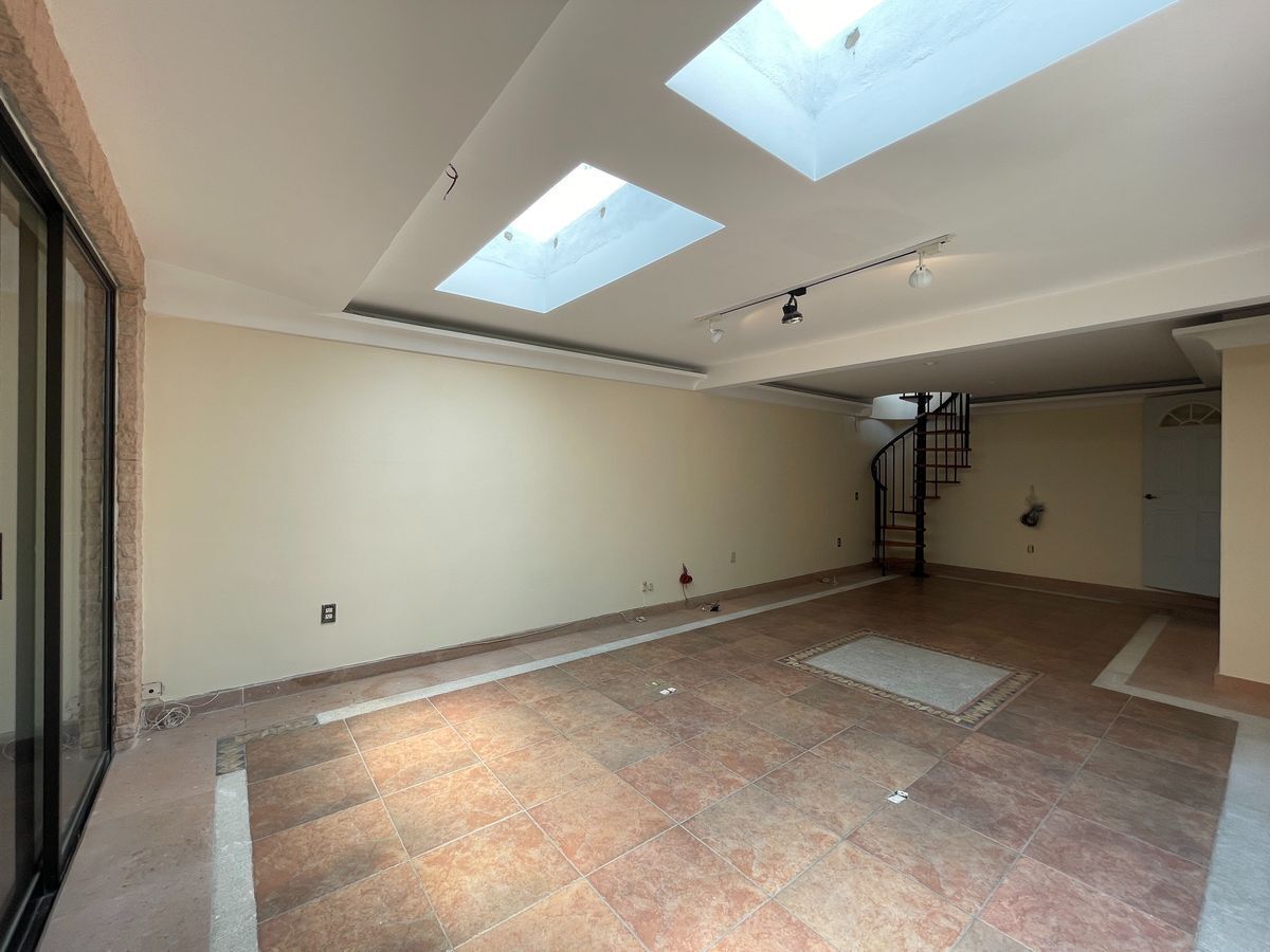 CASA EN VENTA EN LA HERRADURA