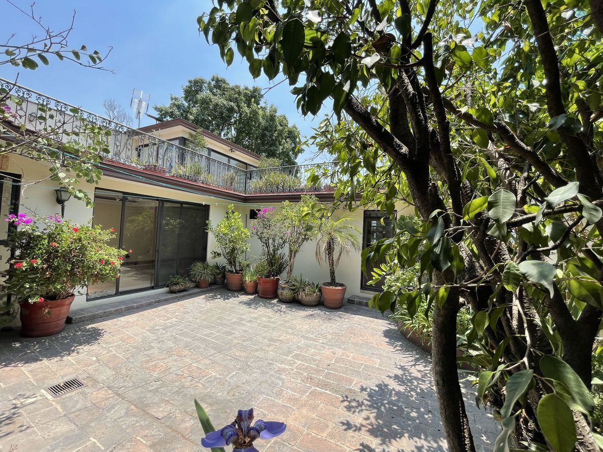 CASA EN VENTA EN LA HERRADURA