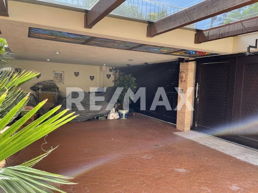 CASA EN VENTA EN LA HERRADURA