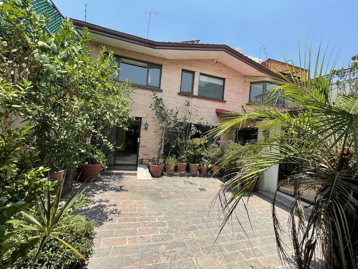 CASA EN VENTA EN LA HERRADURA