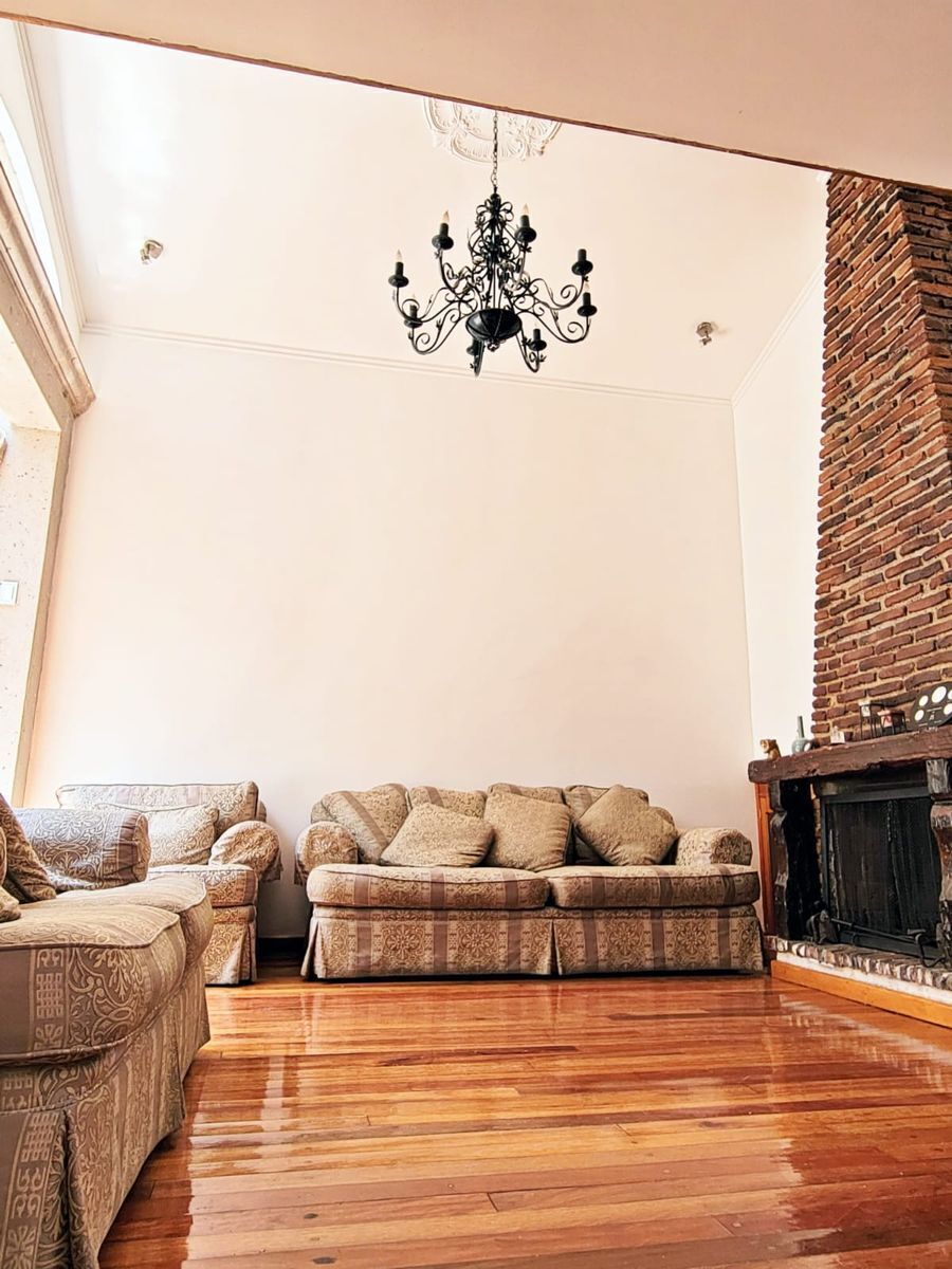 CASA EN VENTA EN LA HERRADURA