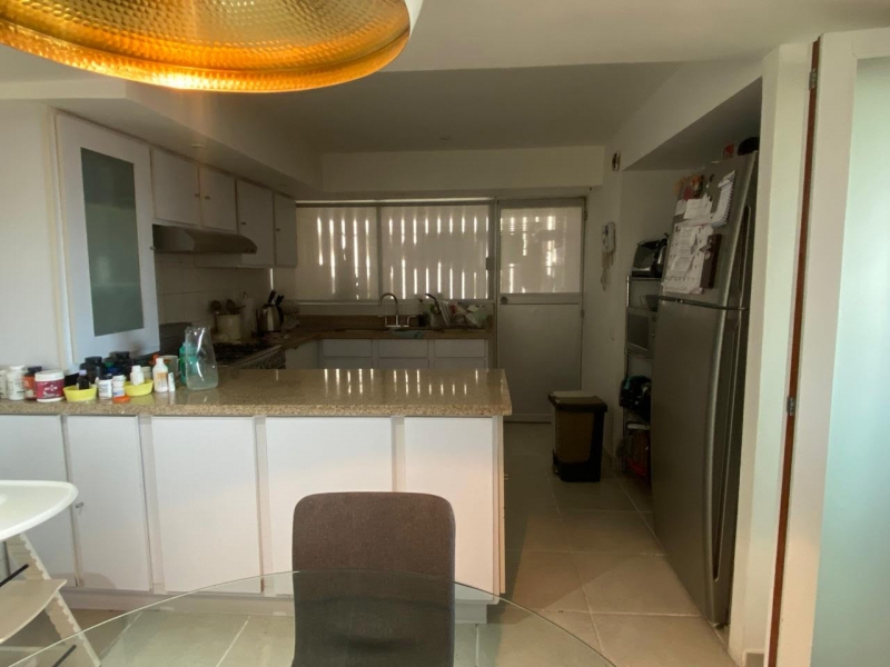 OPORTUNIDAD DEPTO EN VENTA BOSQUES DE LAS LOMAS.