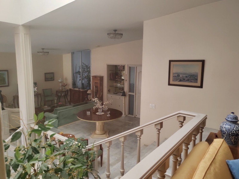EXCELENTE CASA EN VENTA A DOS CUADRAS DEL COLEGIO IRLANDES.
