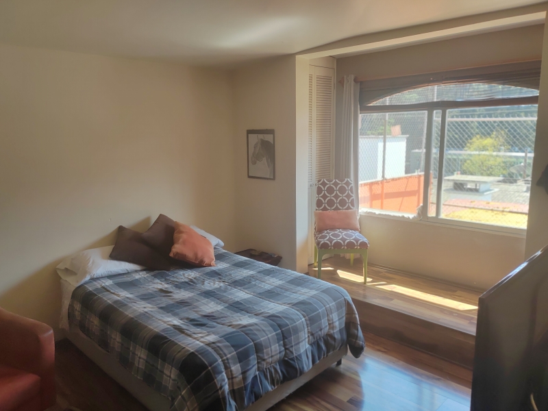 EXCELENTE CASA EN VENTA A DOS CUADRAS DEL COLEGIO IRLANDES.
