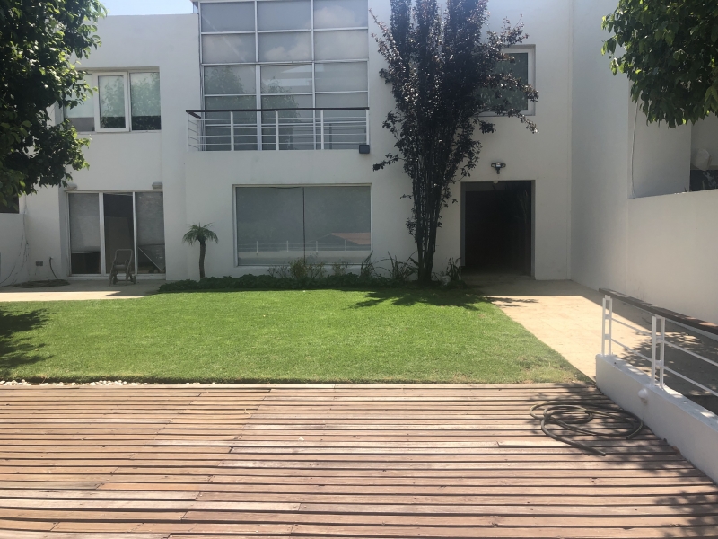 Casa en Condominio en Venta en Cuajimalpa de Morelos 
