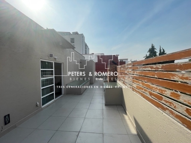 * excelente departamento con mucha iluminación natural *
