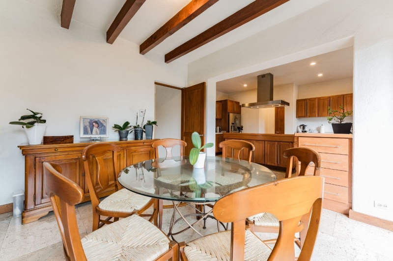 En Venta Casa En Hacienda Santa Fe En Privada