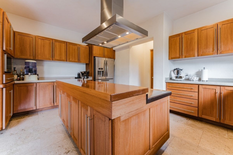 En Venta Casa En Hacienda Santa Fe En Privada