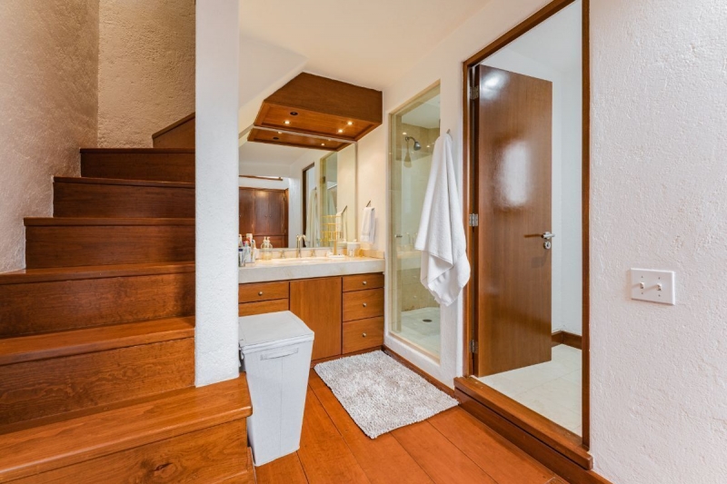 En Venta Casa En Hacienda Santa Fe En Privada