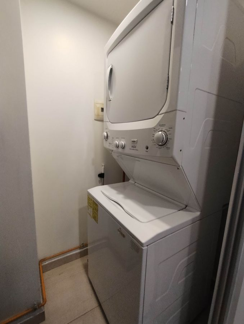 renta departamento amueblado en city towers green, piso 16