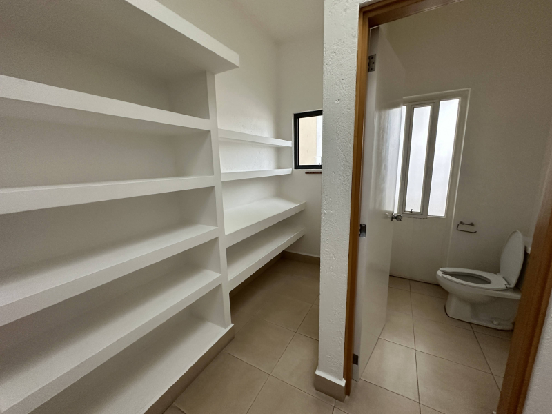 Casa En Condominio En Renta En La Colonia Jacarandas En Zapopan, Jal.