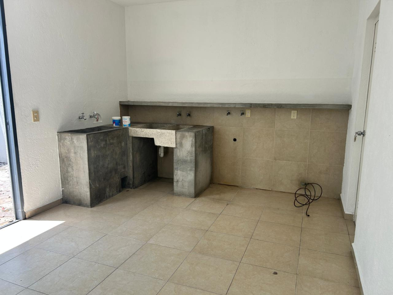 Casa En Condominio En Renta En La Colonia Jacarandas En Zapopan, Jal.