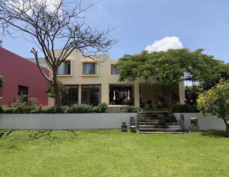 Casa en Condominio en Renta en la colonia Jacarandas en Zapopan, Jal.