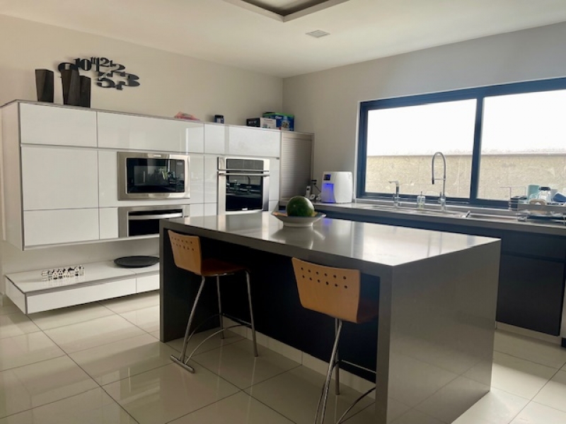 VENTA CASA EN PRIVADA- CUMBRES SANTA FE - SANTA FE