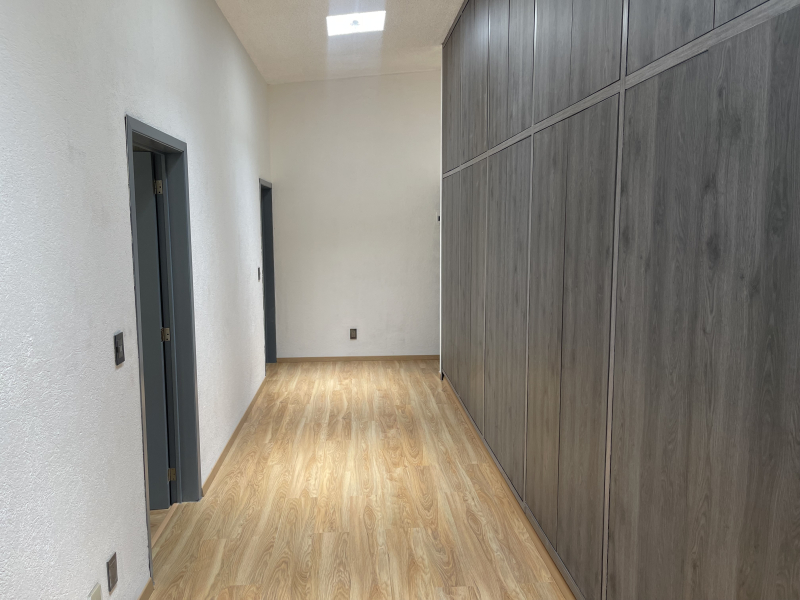 VENTA CASA EN UN SOLO PISO-JOAQUIN FDEZ. LIZARDI-SATELITE
