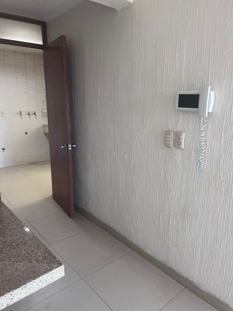 Se Renta Departamento En Segundo Nivel En Colonia Ladron De Guevara