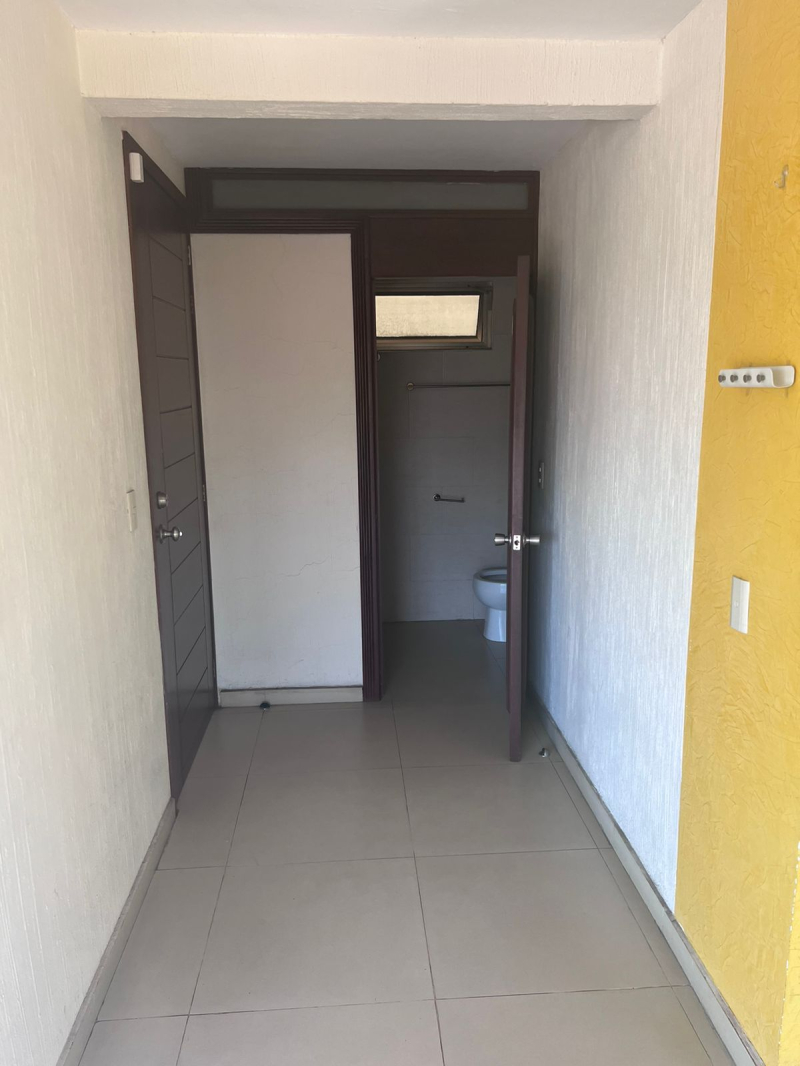 Se Renta Departamento En Segundo Nivel En Colonia Ladron De Guevara