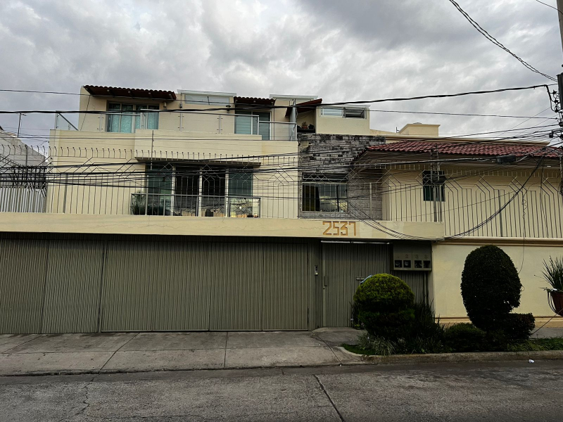 Se Renta Departamento En Segundo Nivel En Colonia Ladron De Guevara