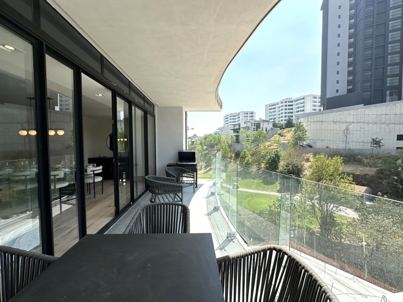 departamento en venta en obra blanca en blue bosque real con vista al green: