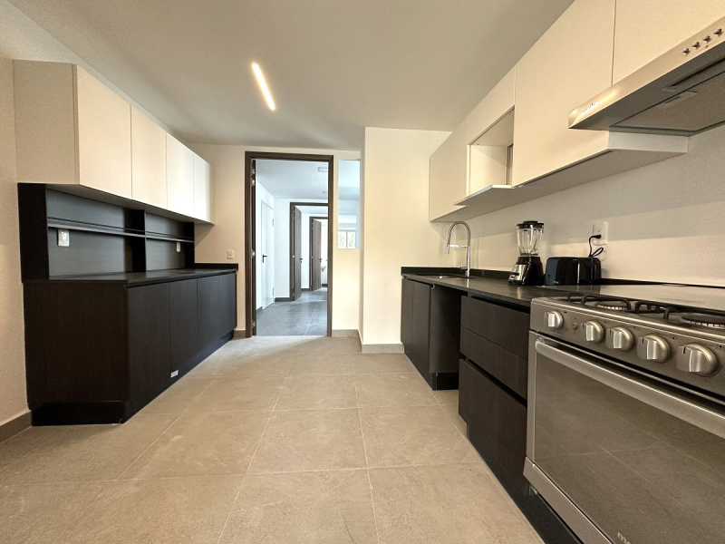 departamento en venta en obra blanca en blue bosque real con vista al green: