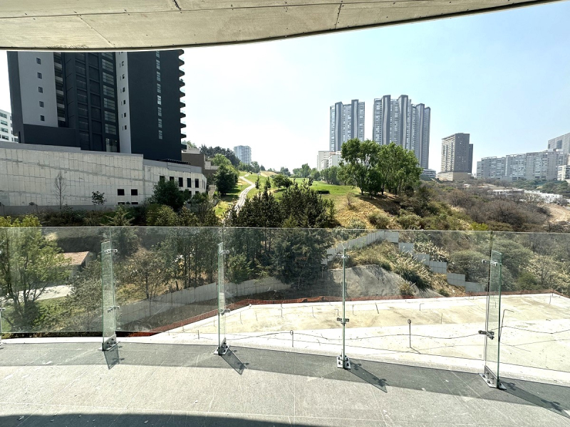 departamento en venta en obra blanca en blue bosque real con vista al green: