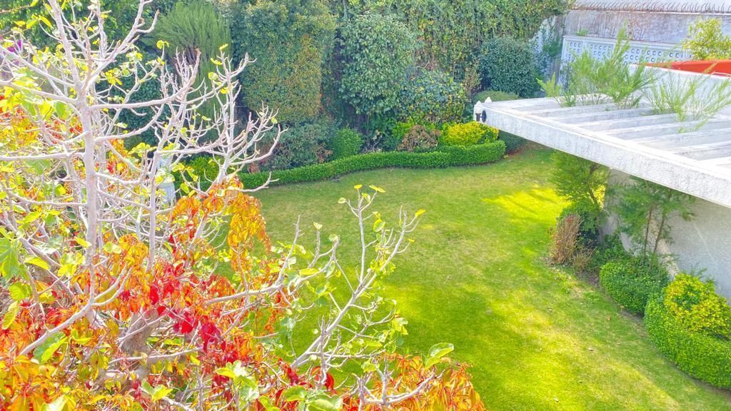 venta de casa en lomas de chapultepec en calle privada con seguridad
