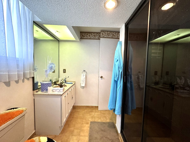 departamento en venta con terraza en fuente de molinos en tecamachalco para remodelar: