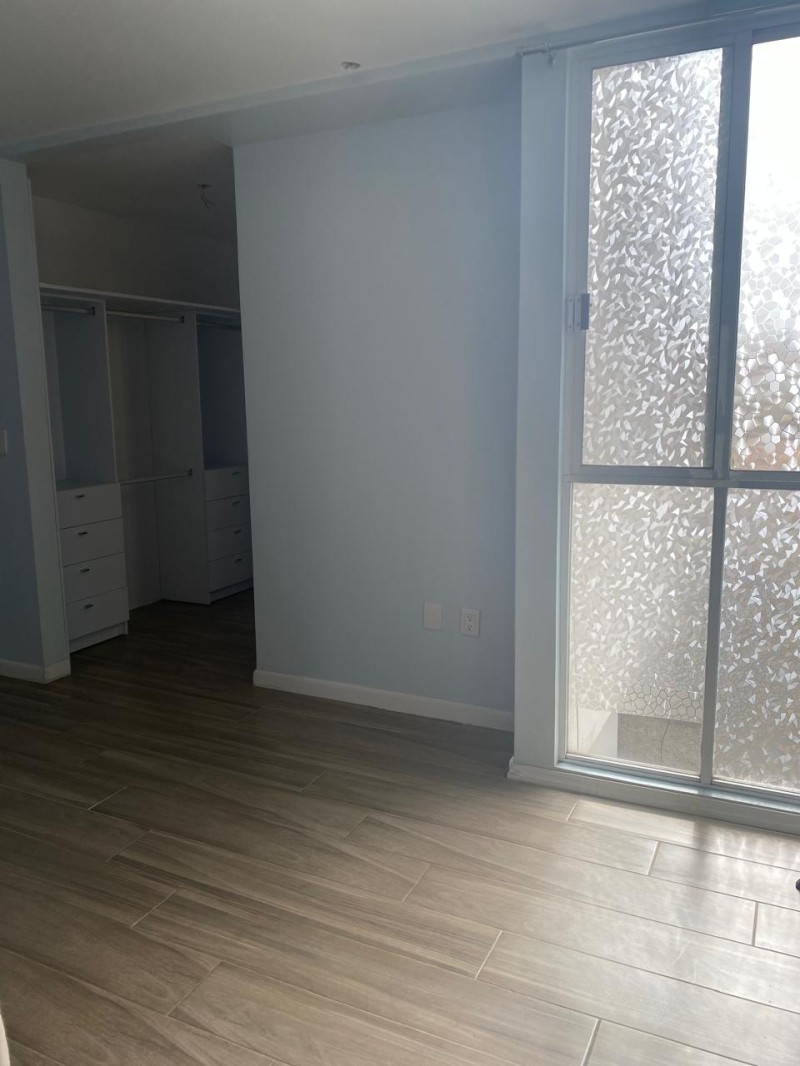 Departamento Recién Remodelado En Venta En Col. 4 Árboles, A Pasos Del AICM