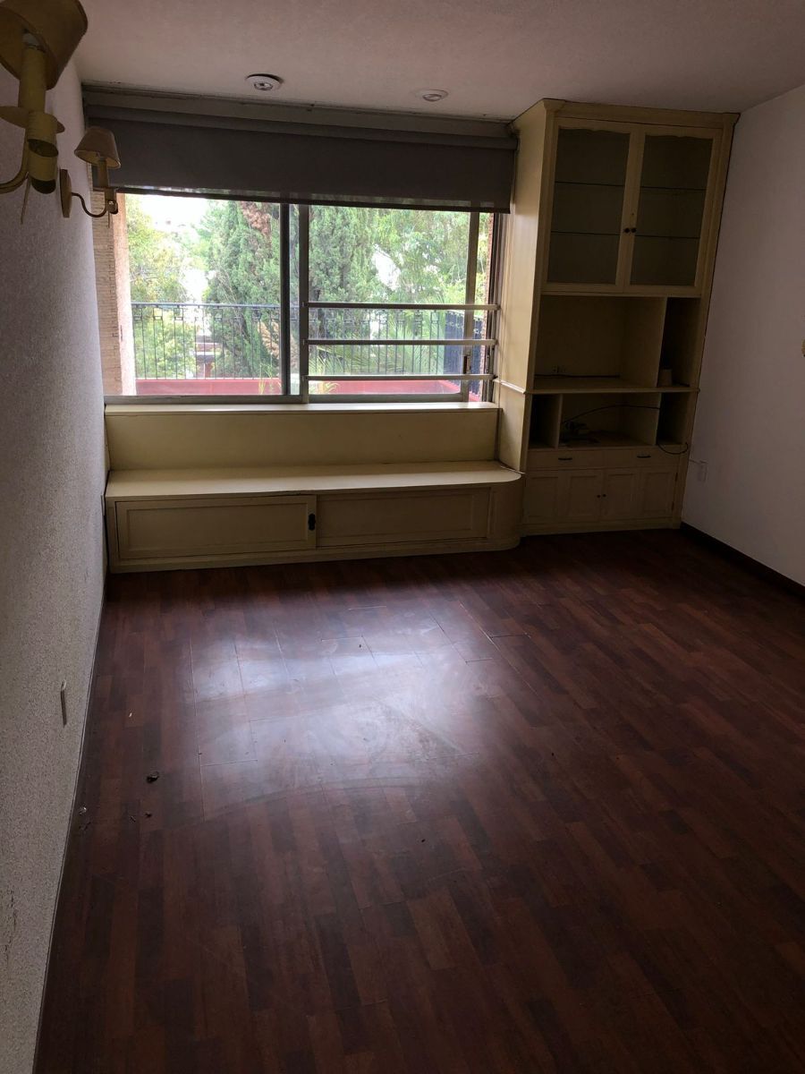 Casa  Venta como terreno en Lomas de Tecamachalco