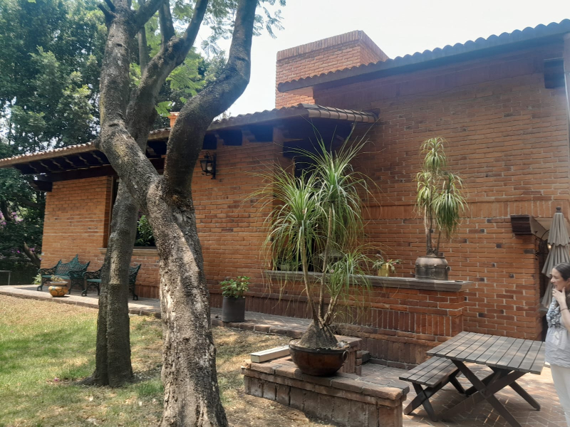 CASA EN VENTA LOMAS DE TECAMACHALCO 2CDA. FTE DE LEONES 