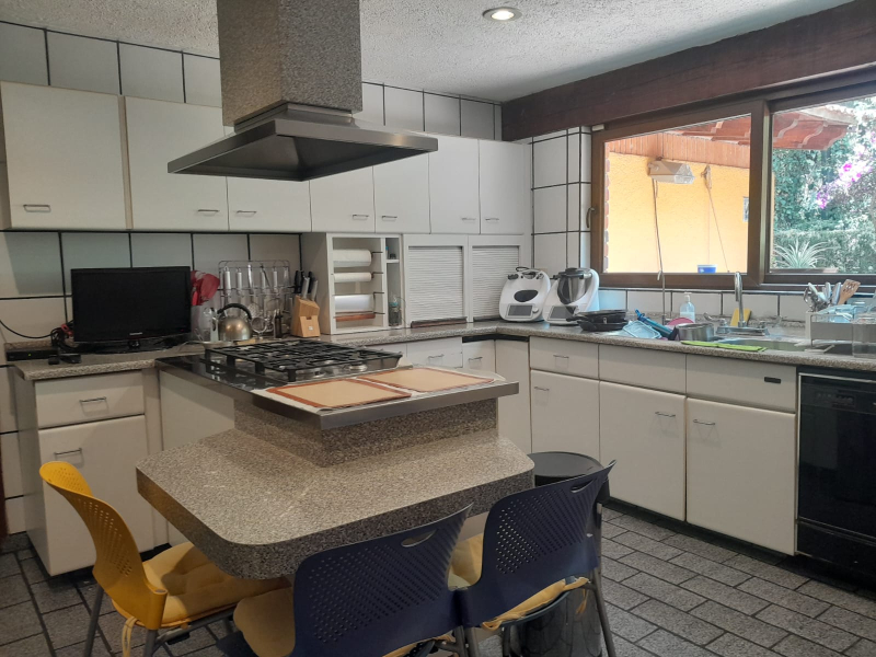CASA EN VENTA LOMAS DE TECAMACHALCO 2CDA. FTE DE LEONES 