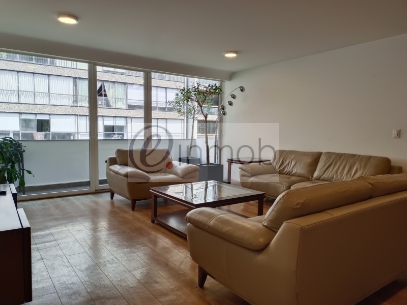Renta Departamento Amueblado En Polanco, 2 Recámaras Con Balcón